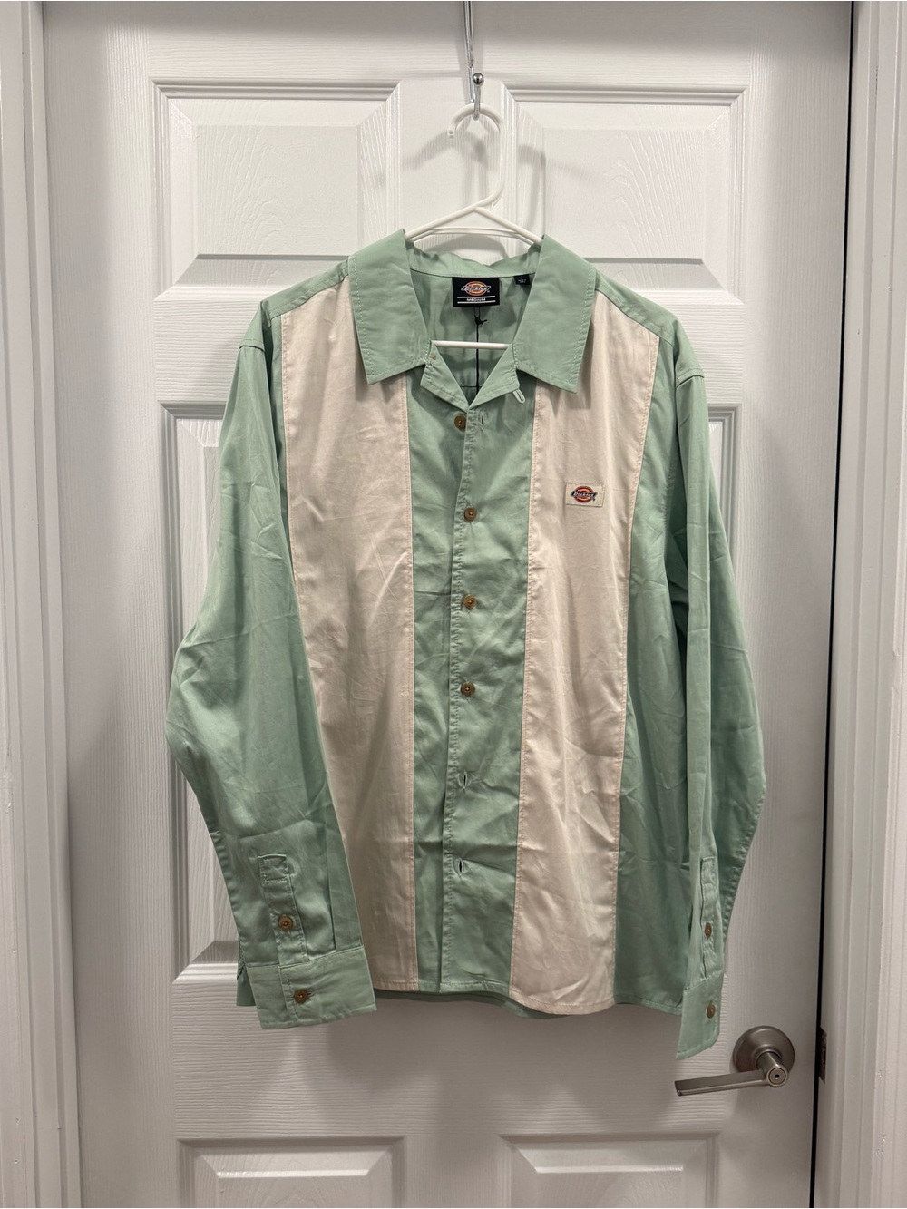 NWT Dickies Westover Mint Green and Cream long sleeve Button-Up Shirt size Med